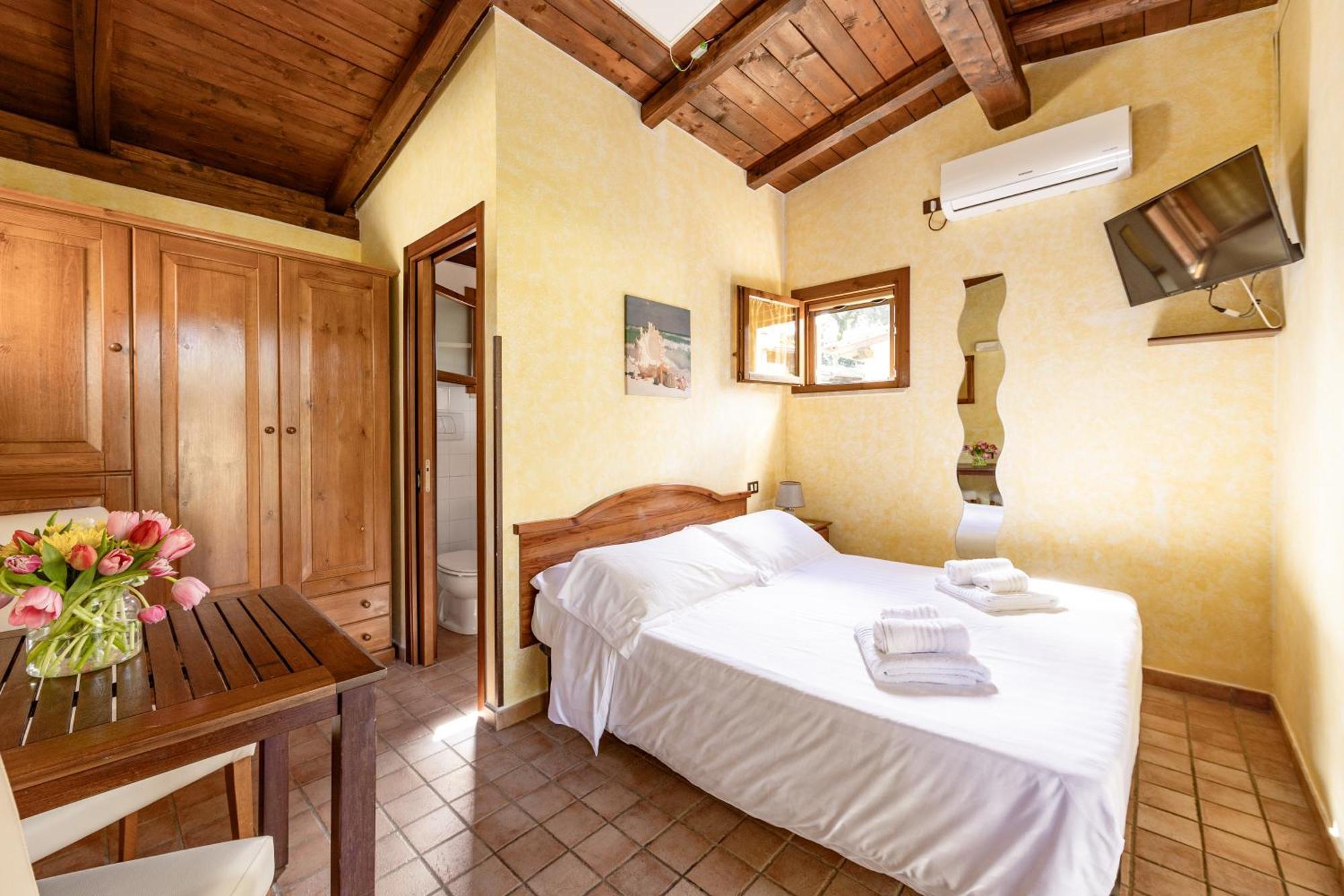 Holiday Village Fondi Esterno foto