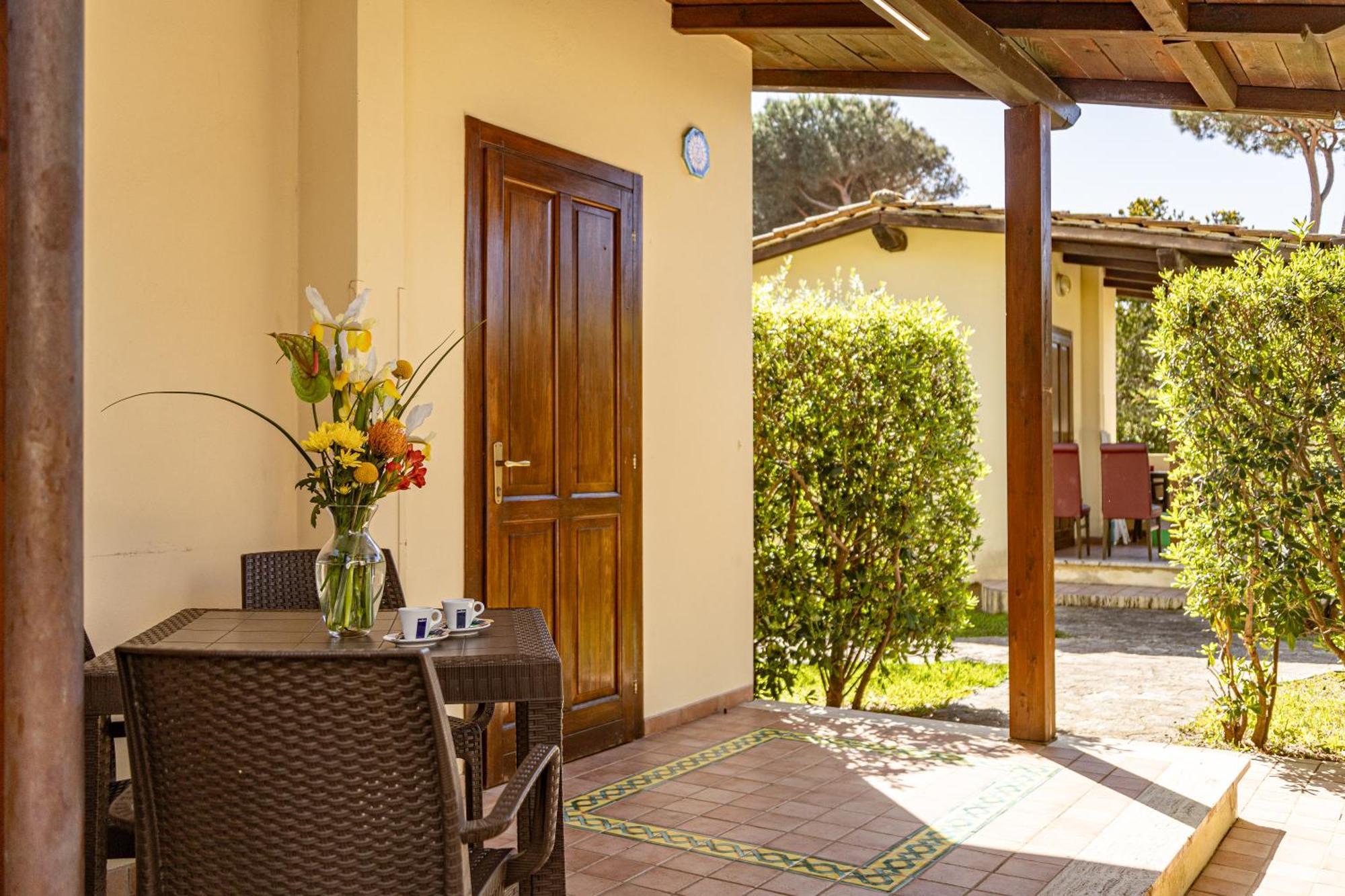 Holiday Village Fondi Esterno foto